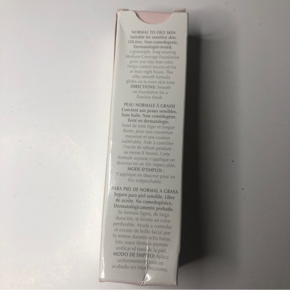 Mary Kay medium coverage foundation and tinted moisturizer in bronze - Picture 3 of 6